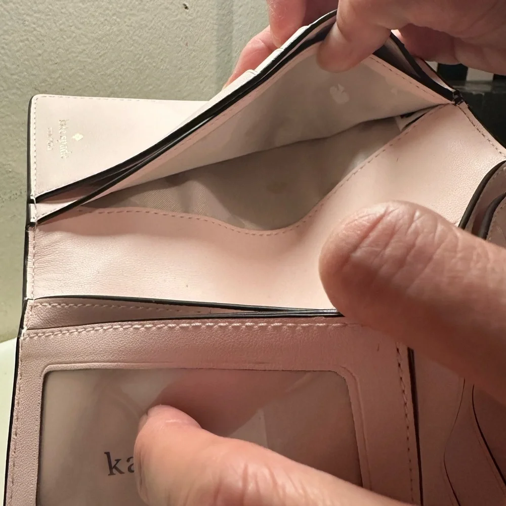 Kate Spade Wallet (Baby Pink) - Picture 8 of 8